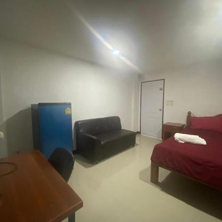 Oyo 1135 Triple A Residence Чиангмай Екстериор снимка