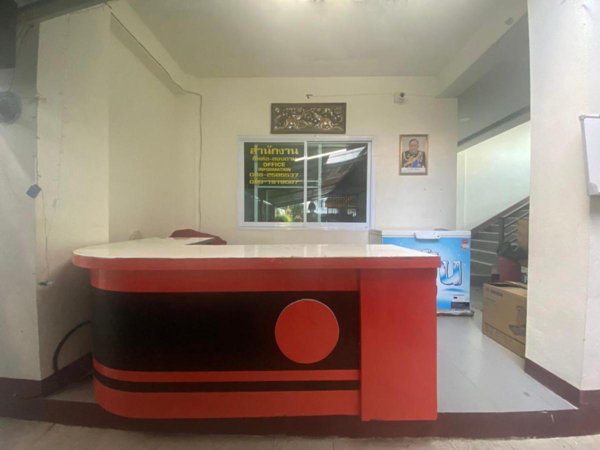 Oyo 1135 Triple A Residence Чиангмай Екстериор снимка