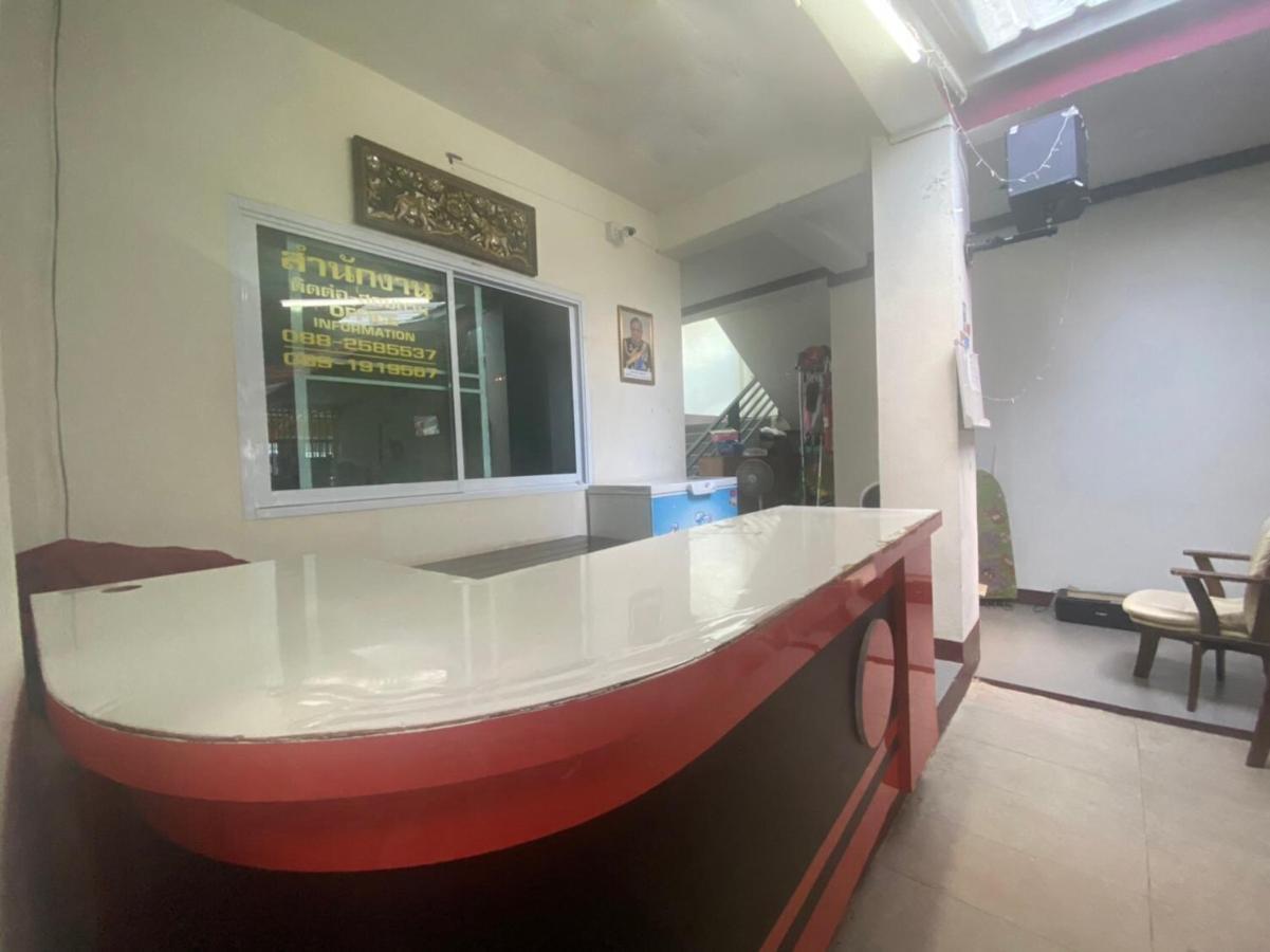 Oyo 1135 Triple A Residence Чиангмай Екстериор снимка