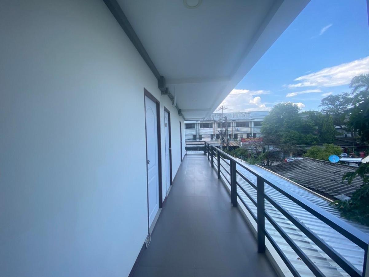 Oyo 1135 Triple A Residence Чиангмай Екстериор снимка