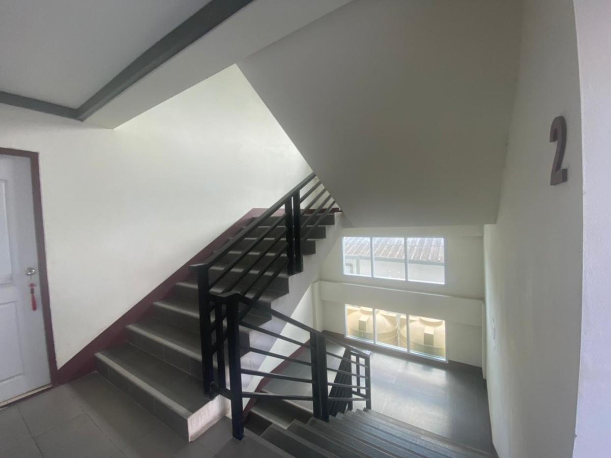 Oyo 1135 Triple A Residence Чиангмай Екстериор снимка