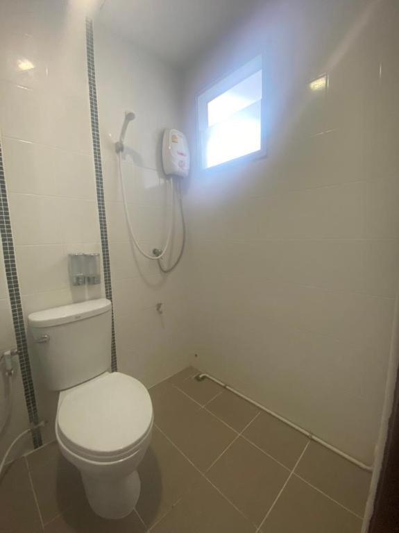 Oyo 1135 Triple A Residence Чиангмай Екстериор снимка