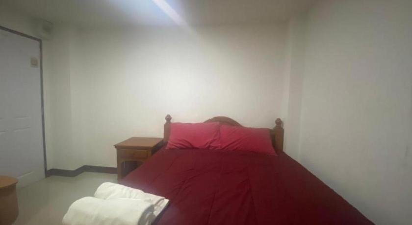 Oyo 1135 Triple A Residence Чиангмай Екстериор снимка