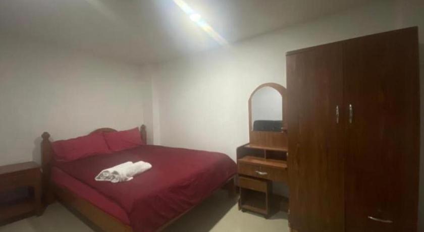 Oyo 1135 Triple A Residence Чиангмай Екстериор снимка